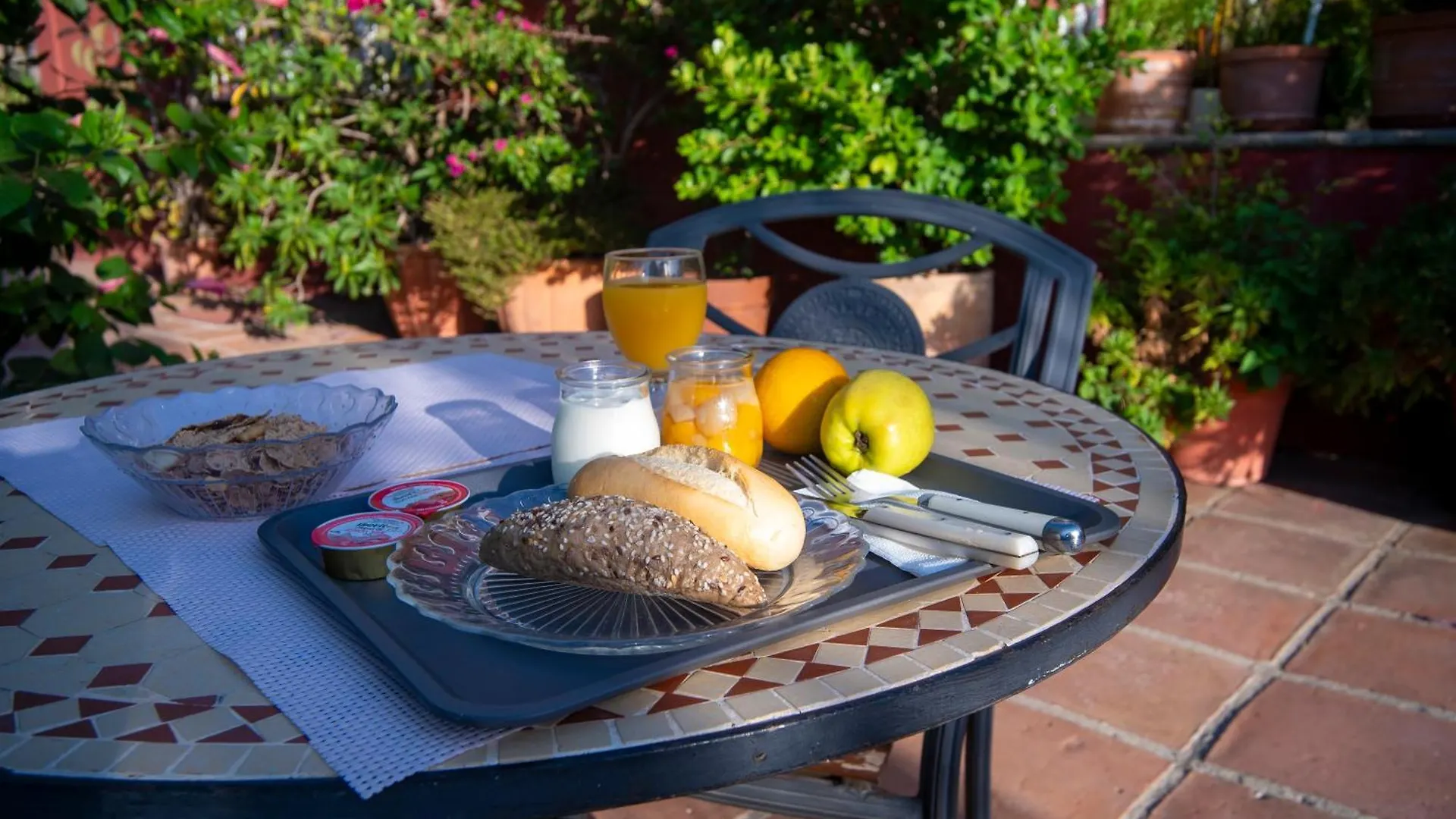 Hotel La Pena Tarifa