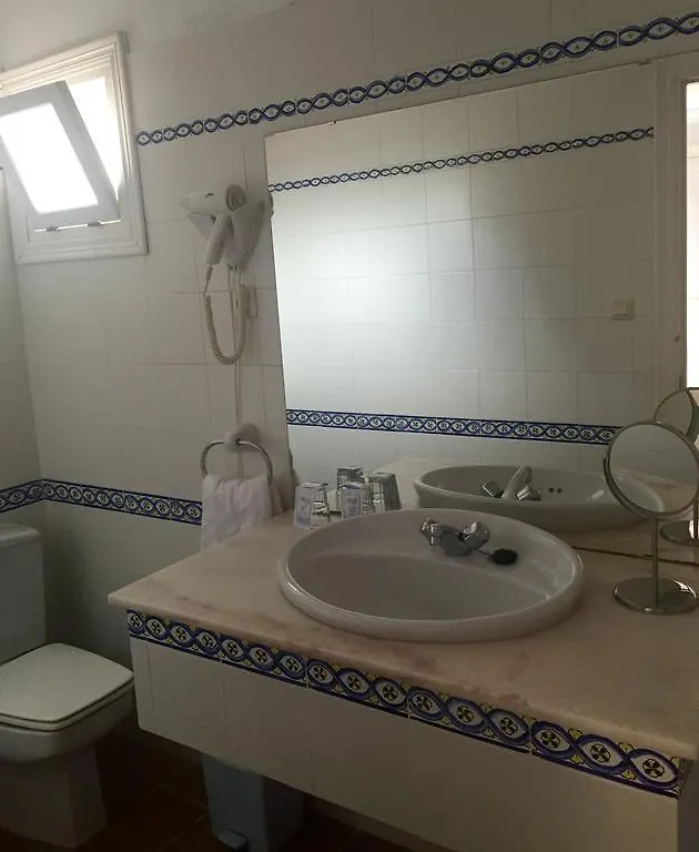 Hotel La Pena Tarifa